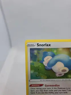 Snorlax 131/185 Holographic Rare Vivid Voltage Pokemon TCG Trading Card - Image 2