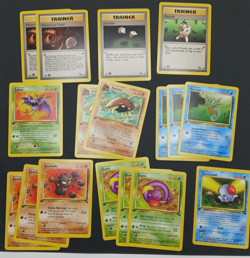 Lot of 17 Pokemon Fossil 1st Edition Common And Uncommon TCG Cards LP - Image 1