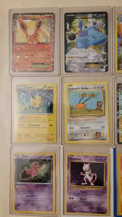 Lot of 18 Used Pokemon Cards - Charizard Flareon Pikachu - Image 2