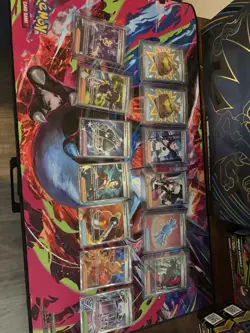 Lot Of 13 Full Art And Trainer Pokemon Cards, NM, With Hilda Full Art. W Loaders - Image 2