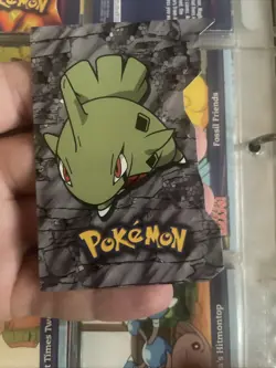Pokemon TCG Topps Stage 1 #246 Larvitar 16/18 Die Cut Embossed 3d￼ - Image 1