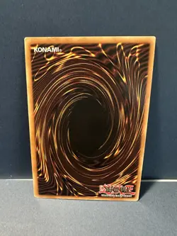 Yu-Gi-Oh! Blue-Eyes White Dragon - YAPI-EN001 - Ultra Rare - LP/MP (See Photos) - Image 4