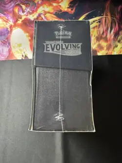 Pokemon TCG Sword & Shield Evolving Skies ETB NEW Sealed Elite Trainer Box - Image 2