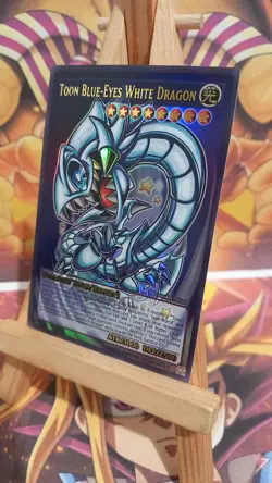 Cartes Toon Blue-Eyes White Dragon ACG Waifu Card Holo Anime Yug V3 - Image 3