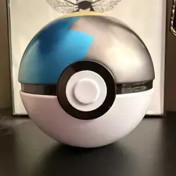 Pokemon TCG POKEBALL TIN MOON BALL EMPTY NO BOOSTER PACKS - Image 1