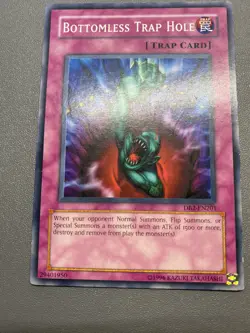 Yu-Gi-Oh! Bottomless Trap Hole Common Unlimited DB2-EN201 HP DAMAGED - Image 1