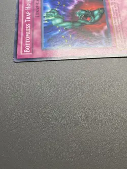 Yu-Gi-Oh! Bottomless Trap Hole Common Unlimited DB2-EN201 HP DAMAGED - Image 5