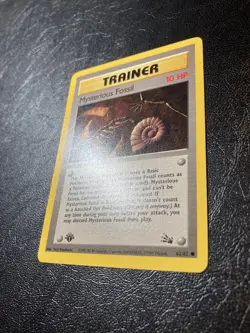 Mysterious Fossil 1st Edition Fossil Set Pokemon Card - Image 5