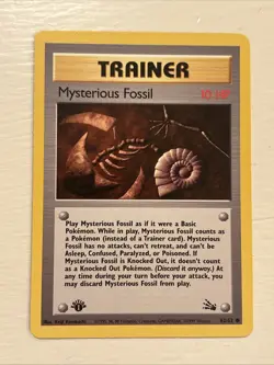 Pokemon TCG Fossil 1st Edition Mysterious Fossil Trainer 62/62 - Image 1