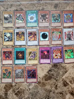 Yu-Gi-Oh Legendary Collection Ultra Rare Egyptian Gods + 34 Card Lot w/Binder - Image 4