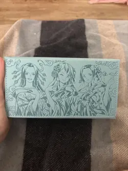 One Piece Dueling Guard Grand Line Treasures Deck Box XL 240 Cards - Image 1