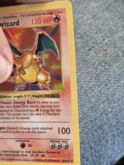 Charizard 004/102 Base Set (Shadowless) Holo Rare Card - Image 4