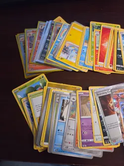 Pokemon Card lot, over 100 cards, includes 6 unopened trick or trade packs - Image 3