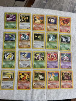 Pokemon 1st Edition Gym Challenge lot of 60 different cards - Image 1