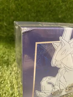 Pokemon TCG Sword & Shield Chilling Reign Elite Trainer Box ETB Sealed New - Image 3