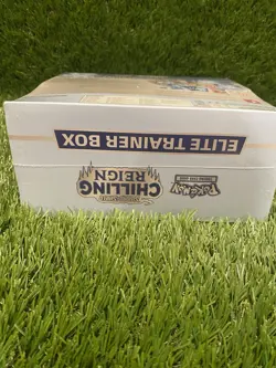 Pokemon TCG Sword & Shield Chilling Reign Elite Trainer Box ETB Sealed New - Image 4