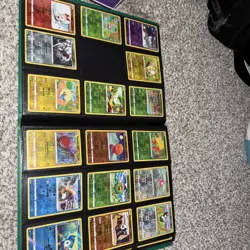 Binder almost felt completely with Pokemon cards - Image 5