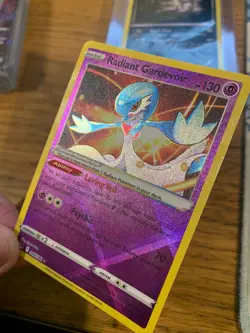 NM! Radiant Gardevoir (069/196) Lost Origin Holo Ultra Rare Pokemon Card! - Image 4