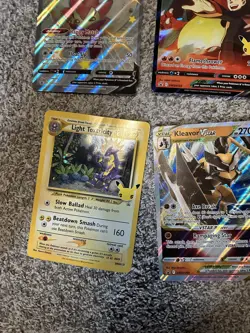 Pokemon Jumbo 15 Card lot, Lance'a Charizard, Bolting V, Dark Sylveon V - Image 4