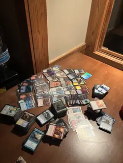 Bulk Lots 100+ Magic The Gathering Cards: MTG Mythic/Rare/Foil/Uncommon/Common - Image 1