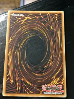 YU-GI-OH SWIFT GAIA THE FIERCE KNIGHT CT1-EN004 SECRET RARE HOLO BLEED LP - Image 5