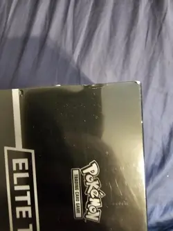 Pokemon TCG Sword and Shield Evolving Skies Elite Trainer Box ETB Factory Sealed - Image 4