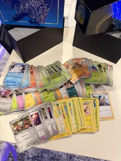 Pokemon 2500 Pokemon TCG Trading Cards BULK ALL COMMONS AND UNCOMMONS 636996769661 - Image 1