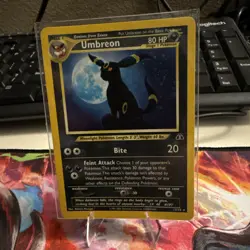 Pokemon TCG Umbreon Neo Discovery Holo Rare Card 13/75 - Image 1