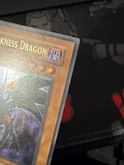 Red-Eyes Darkness Dragon SD1-EN001 1st Edition Ultra Rare LP - Image 3