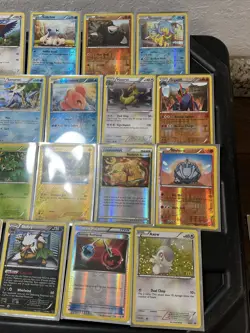 (30) Pokemon Cards Lot WOTC Vtg Holo STAMPED REVERSE Swirl Xerneas Cracked Ice - Image 4