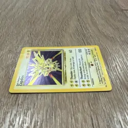 Pokemon Zapdos Base Set Holo Rare Card 016/102 90 HP English 1999 TCG - Image 4