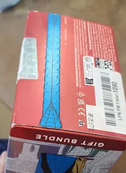 Wizards of The Coast- Magic: The Gathering Marvel's Spider-Man-Bundle: Gift Edit - Image 5