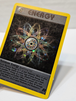 Rainbow Energy 17/82 Holo Rare Unlimited Team Rocket Pokemon 782 - Image 4