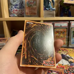 YuGiOh The Dark The Light Hex-Sealed Fusion Card FET-EN028 1X 1st Edition Bundle - Image 3