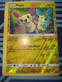 2017 POKEMON SUN MOON SHINING LEGENDS 33 PLUSLE REVERSE FOIL MISCUT ERROR KOMIYA - Image 1