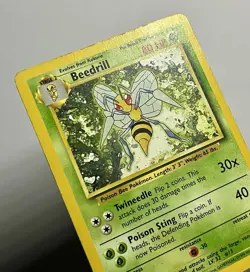 Beedrill 17/102 (HP) Rare Base Set Unlimited 1996 WOTC Pokemon Card - Image 3