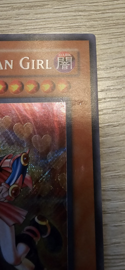 YuGiOh Dark Magician Girl CT2-EN004 Secret Rare 2005 Collectors Tin Minor Damage - Image 3