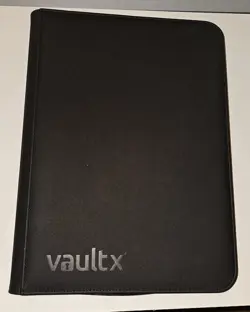 Vault X Signature Black 9-Pocket Exo-Tec Zip Binder - 360 Cards - Preowned - Image 1