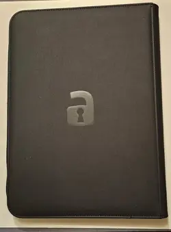 Vault X Signature Black 9-Pocket Exo-Tec Zip Binder - 360 Cards - Preowned - Image 5