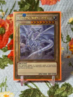 Yu-Gi-Oh! Blue-Eyes White Dragon MVP1-ENGV4 Gold Secret - Image 1