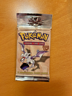 Pokemon Vintage Fossil Booster Pack Long Crimp 21g FACTORY SEALED WOTC - Image 2