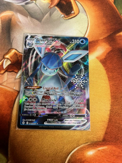 Glaceon Vmax 041/203 Advent Calender Promo Sealed Pokemon Trading Card Game - Image 1