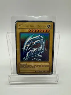 Blue-Eyes White Dragon SDK-001 Starter Deck Kaiba Unlimited Heavy Play - Image 1