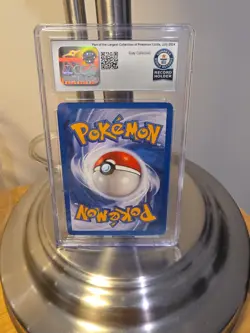 CGC World Record Dark Machamp Team Rocket 1st Edition 10/82 Holo Pokemon Card - Image 4