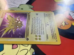 Pokemon TCG Zapdos 15/62 1st Edition Fossil Holo Rare MP - Image 4