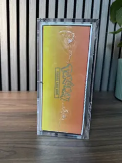 Pokemon Charizard Ultra Premium Collection Box UPC & ACRYLIC CASE - New & Sealed - Image 3