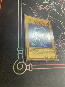 Yu-Gi-Oh! - Blue-Eyes White Dragon (SDK-E001) - VLP with crease 💎 - Image 2