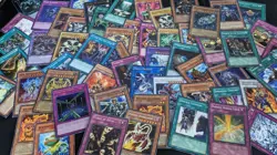 Yugioh TCG HP Bulk Lot 4000+ Random Cards, New & Old Sets, Holo Cards Included - Image 1