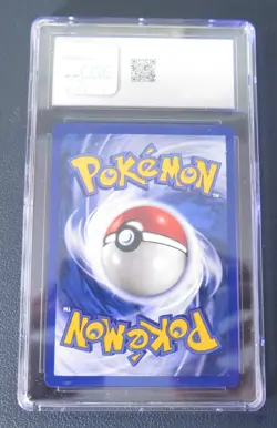 MACHOP #52/102 CGC GEM MINT 10 • 2000 Pokemon ITALIAN 1st Edition Base Set - Image 2