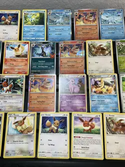 (30) EEVEE CARDS LOT VTG GLACEON LEAFEON ESPEON JOLTEON EVOLUTION Holo 2010 - Image 3
